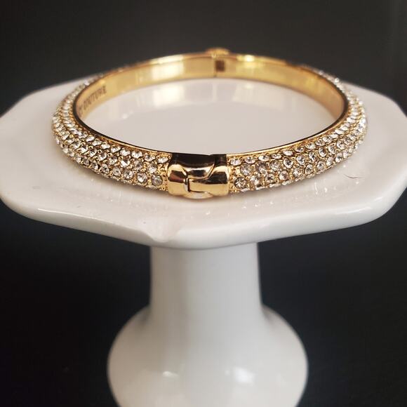 Juicy Couture Gold Tone Crystal Bangle Bracelet Hinged Clasp - Picture 5 of 11